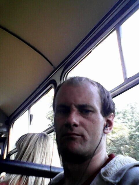  53933020  Pavel, 37 ,    