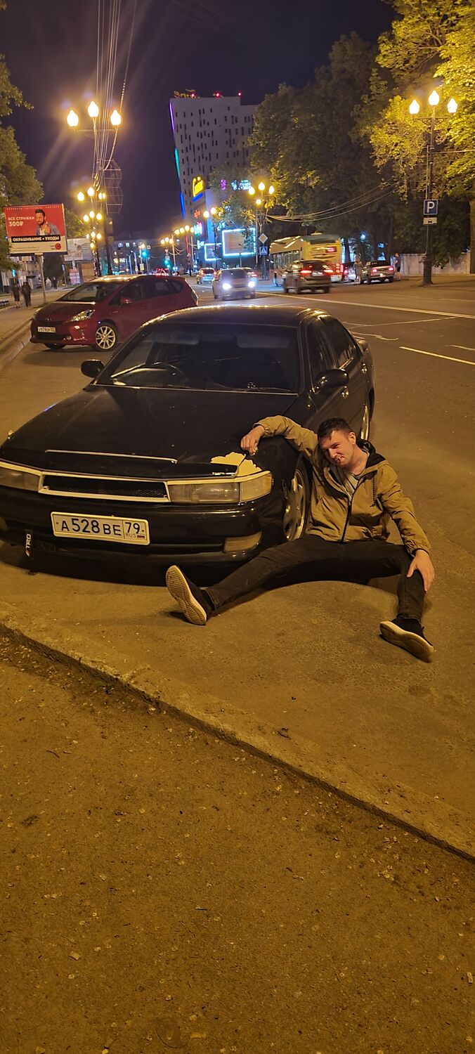  30091430  Anton, 27 ,    -