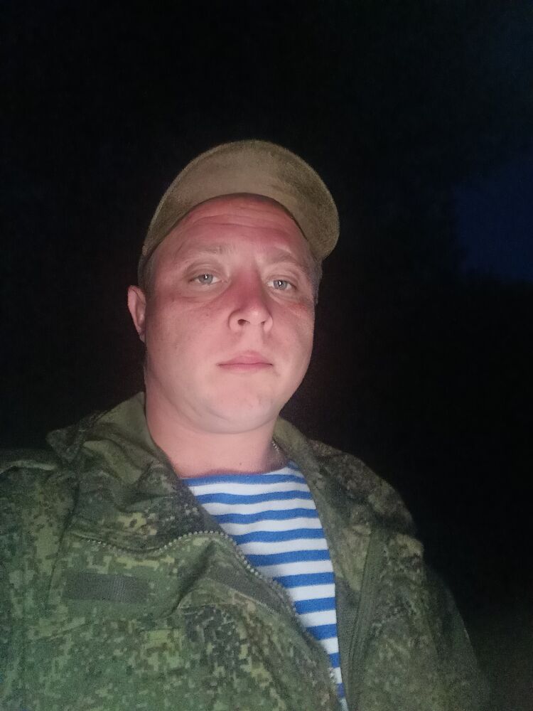 ,   Anatoly, 33 ,   ,   , c 