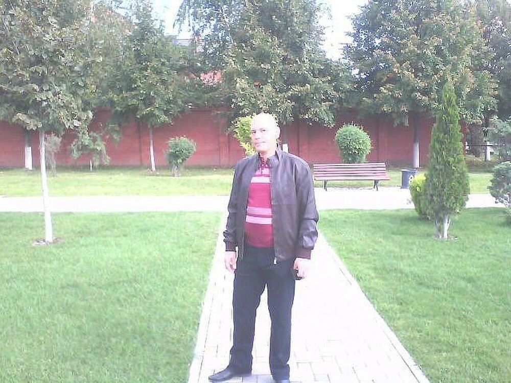  10880260  Mishel, 55 ,    