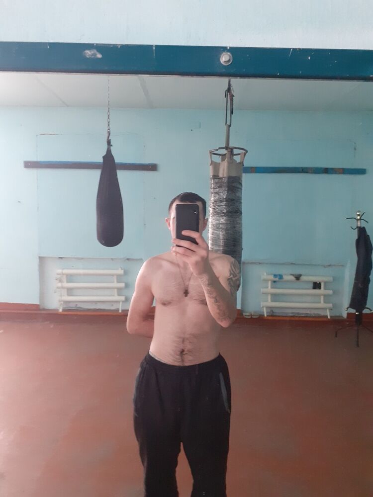  22218070   , 32 ,    