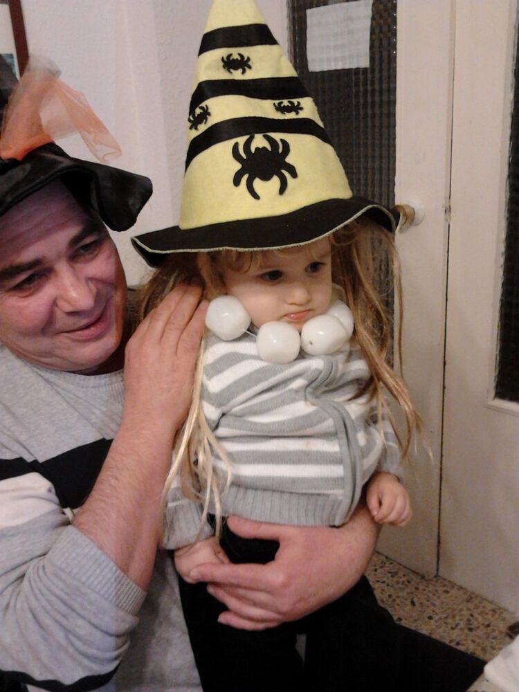  4739150  Octavian, 54 ,    