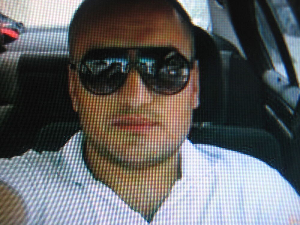  ,   Vartan, 52 ,   ,   , c 