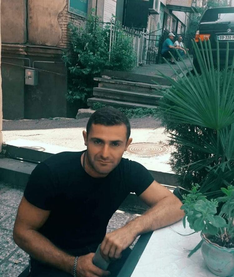  Bielany Wroclawskie,   Tato, 32 ,   ,   