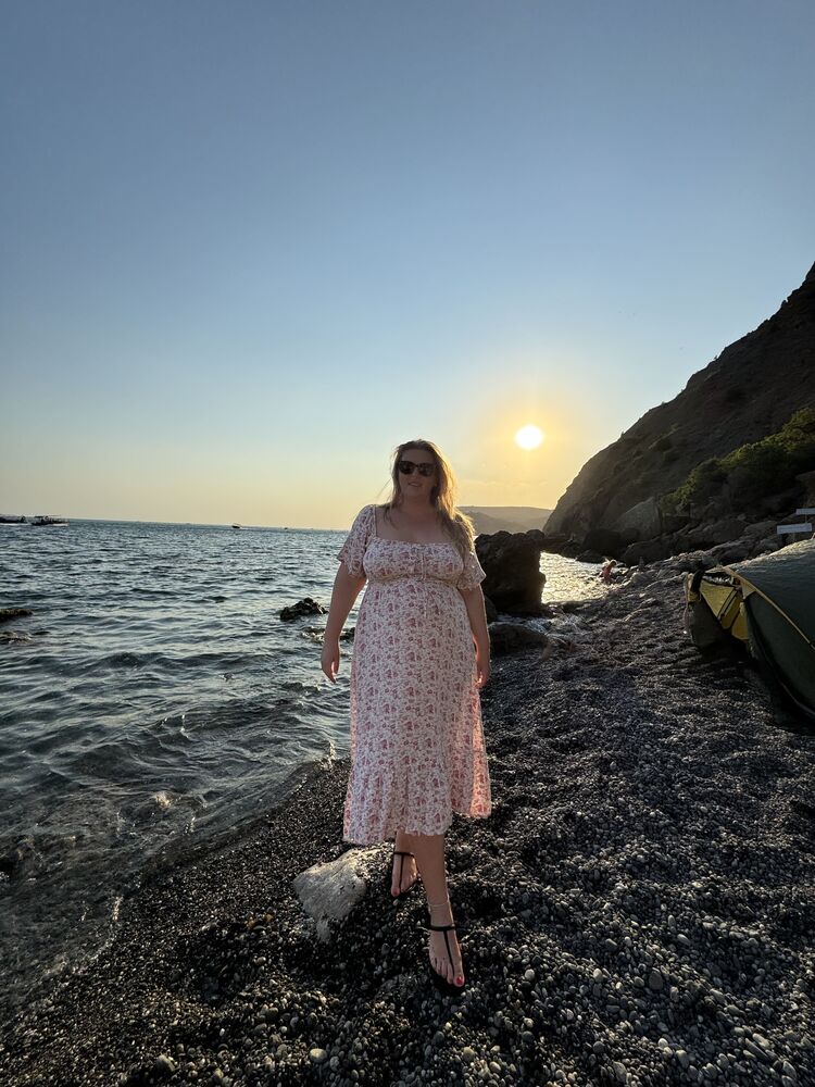  54606430  Maria, 39 ,    