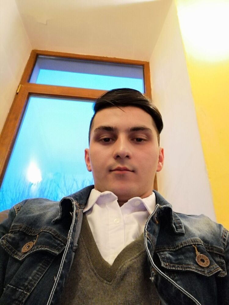  ,   Ismoil, 28 ,   ,   , c 