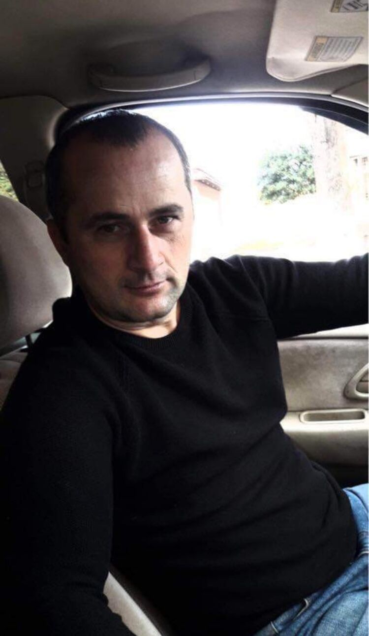  ,   Temo, 44 ,   ,   