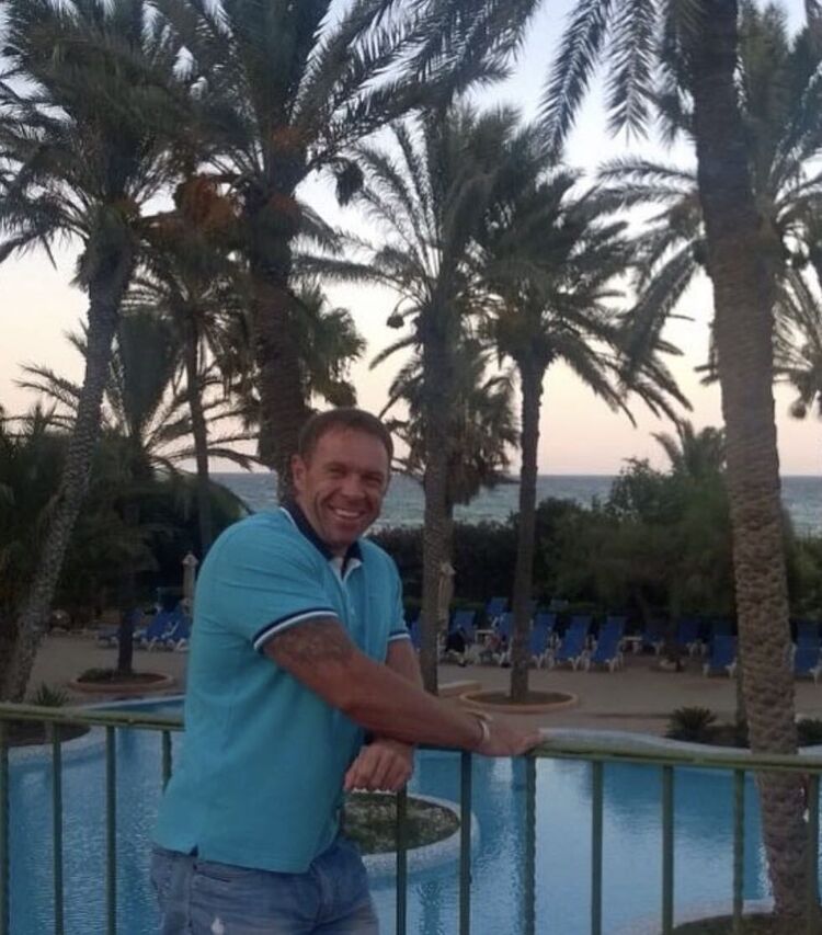  -,   , 44 ,     , c 