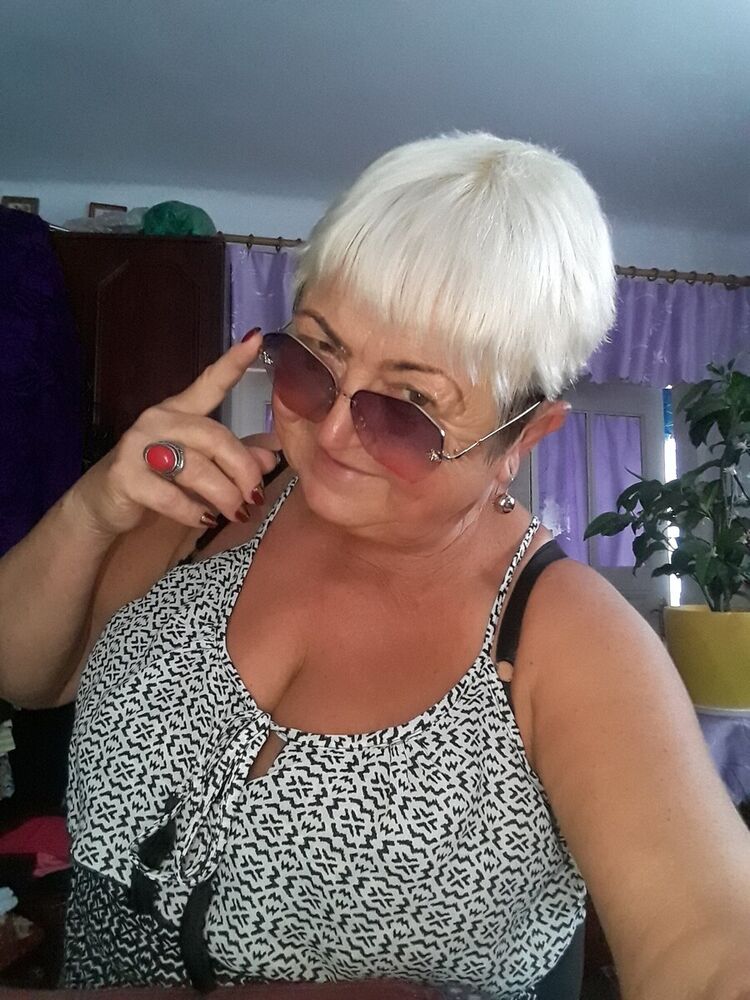  21913460  Galina, 67 ,    