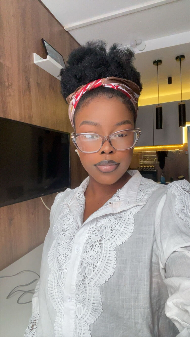 ���������� ������, ���� ������� Mimi, 26 ���, ������������ ��� ���������