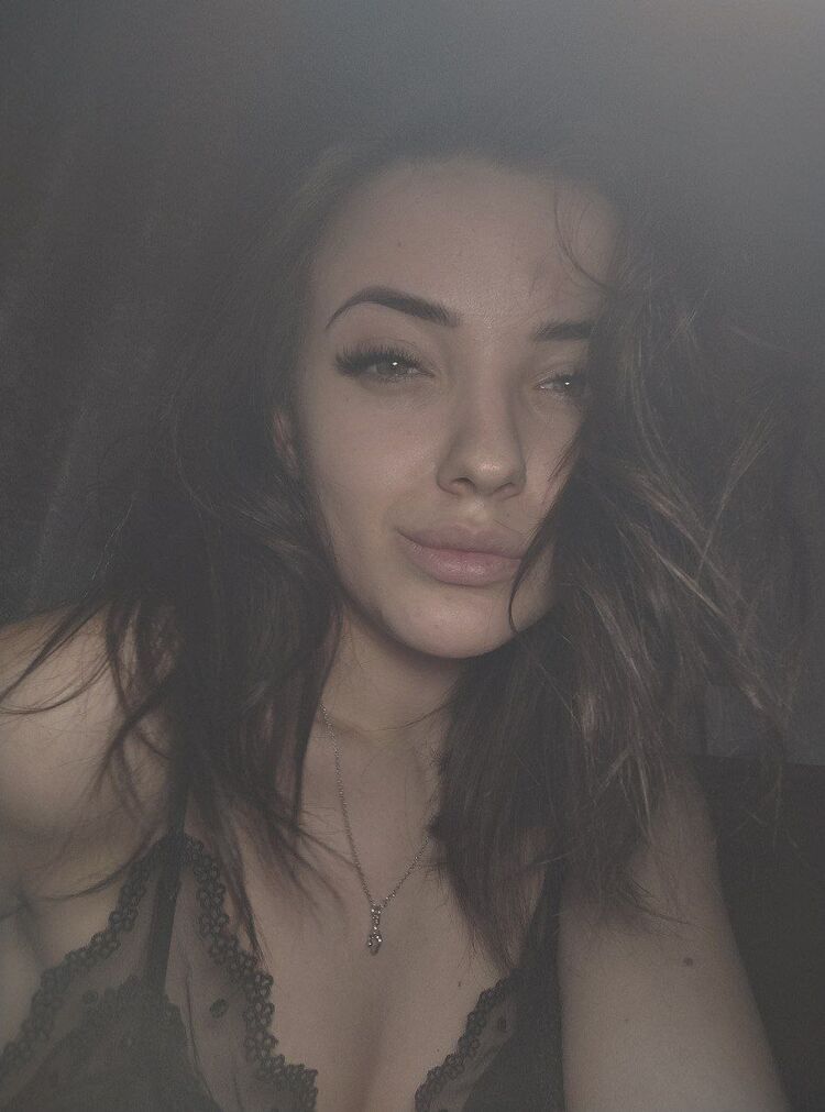  ,   _____, 21 ,   ,   