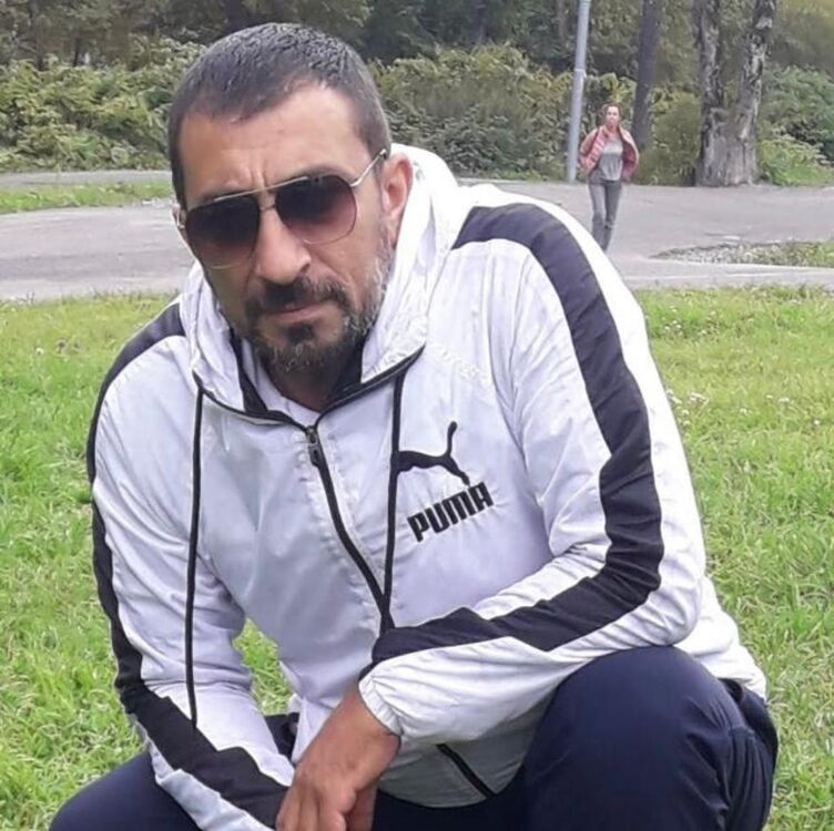  -,   Artur, 50 ,   ,   , c , 