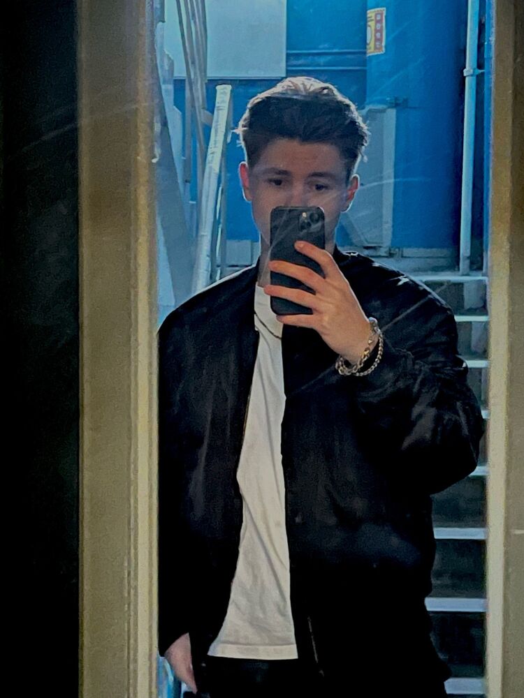 ���������� ������, ���� ����� Leo, 19 ���, ������������ ��� ������, ����� � ���������