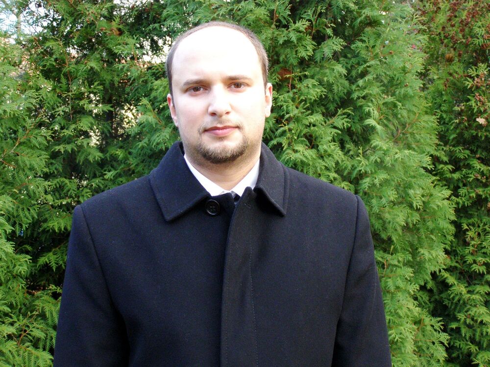  ,   Alex, 40 ,   ,   , c 