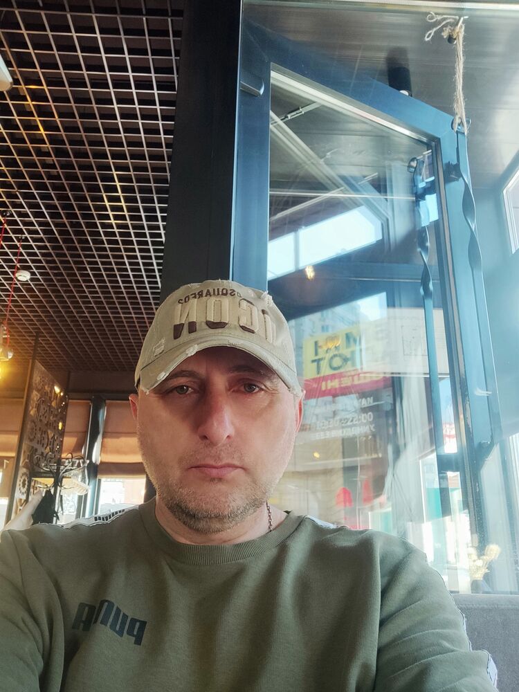  54601170  Roma, 43 ,    