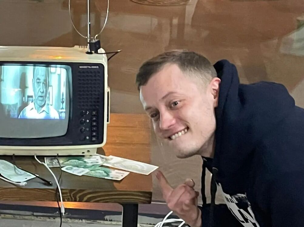  28308630  , 32 ,    