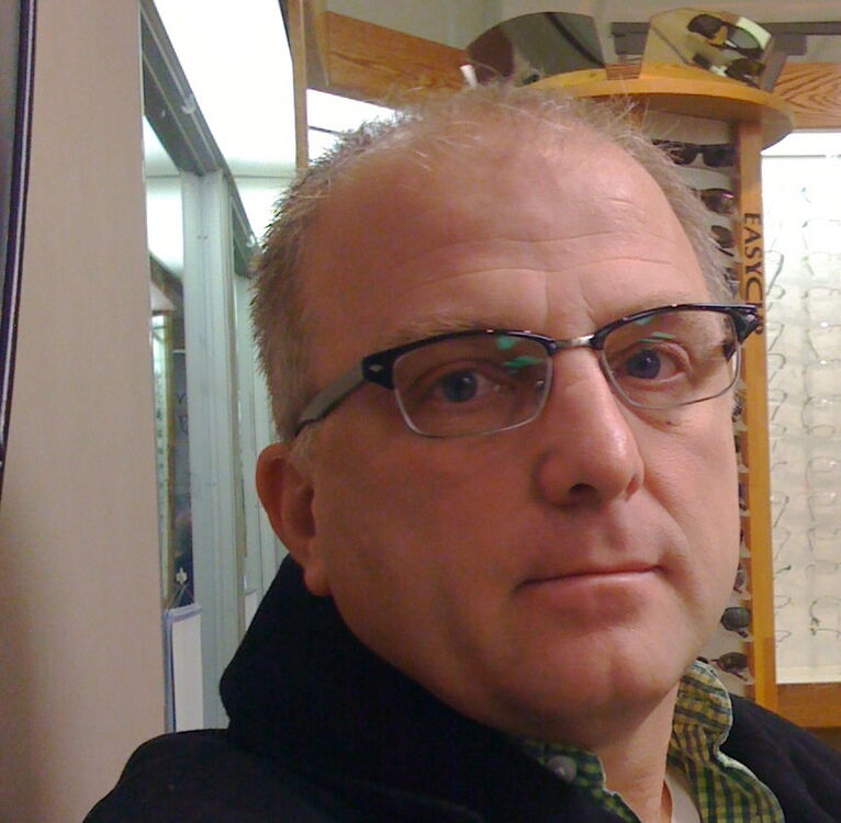  Chesterfield,   Daniel E, 62 ,   ,   , c 