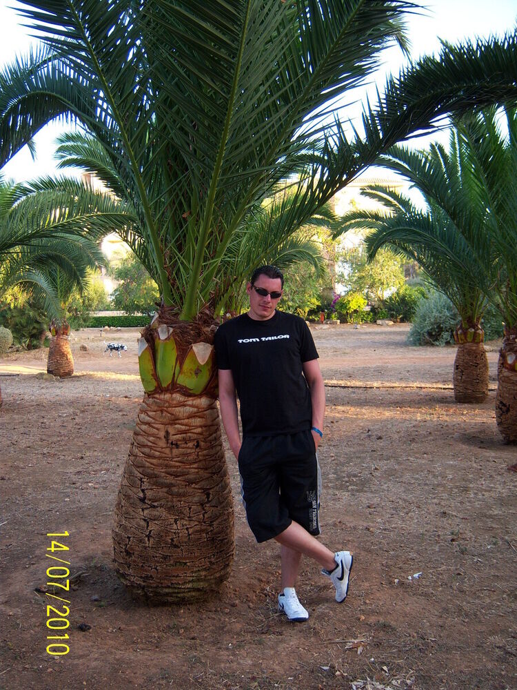  ,   Igor, 44 ,   ,   