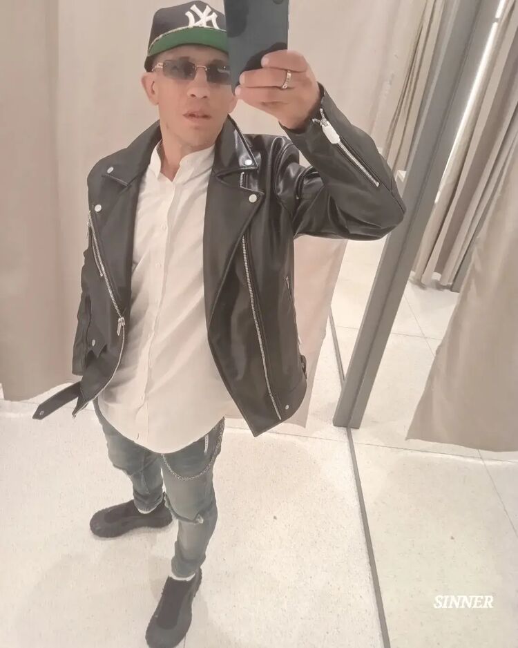  45827340  , 41 ,    
