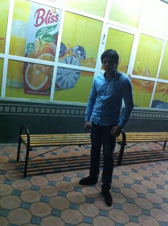  7849160  Davron, 32 ,    