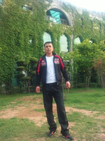  4399400  OYBEK, 39 ,    