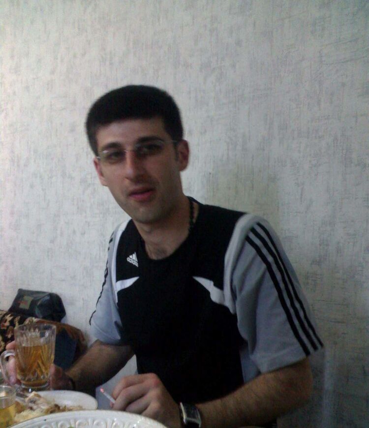  ,   Ilia, 45 ,   