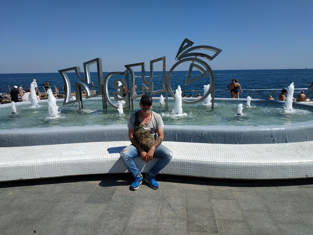  23566480  Giorgi, 42 ,    