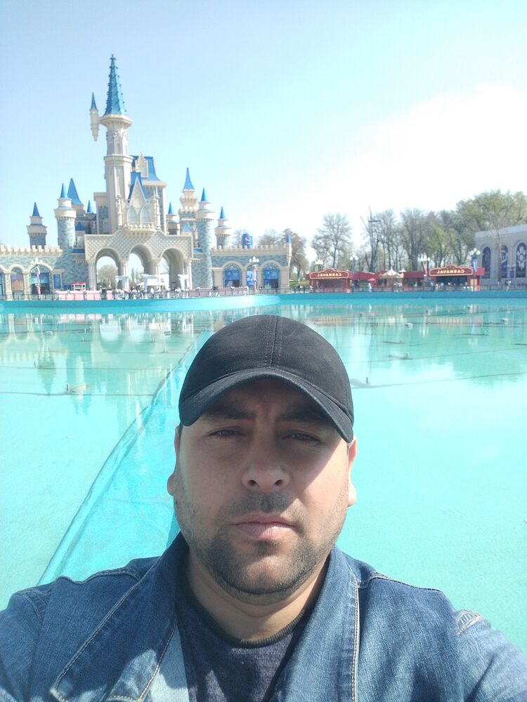  ,   Erik, 34 ,   ,   