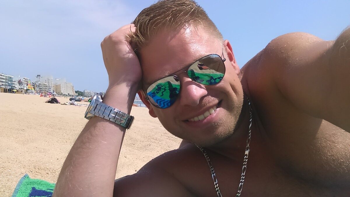  Saint-Nazaire,   Anton, 37 ,   ,   , c 