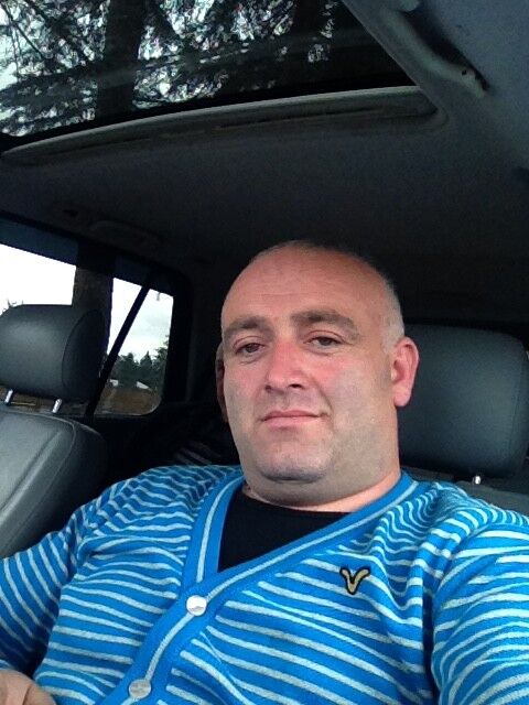  6194220  Valeri, 49 ,    