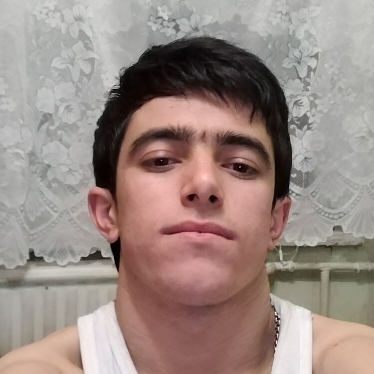  29807490  Iska, 26 ,    -