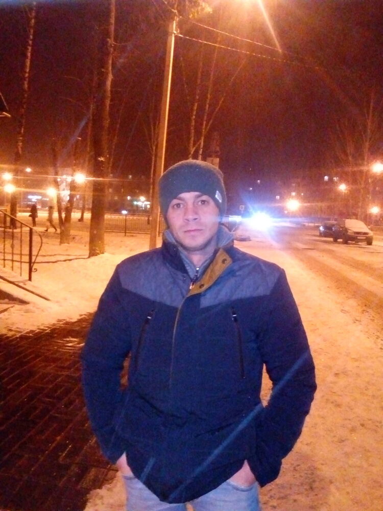  10900040  Aleksei, 39 ,    