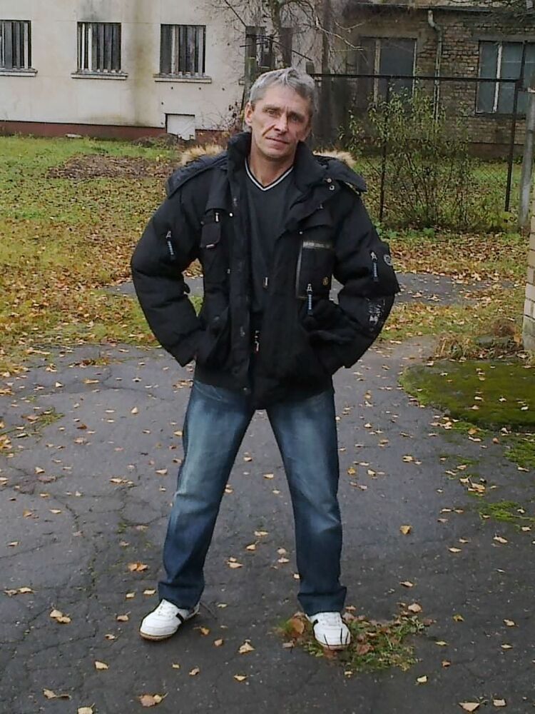  ,   Ruslan, 55 ,   ,   , c 