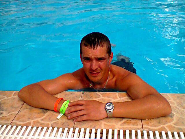  4073920  Austin, 45 ,    