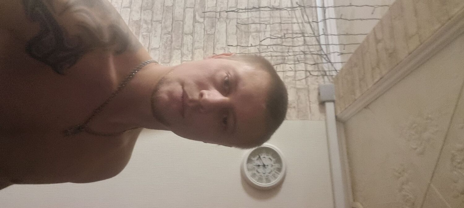  24748860  , 37 ,    