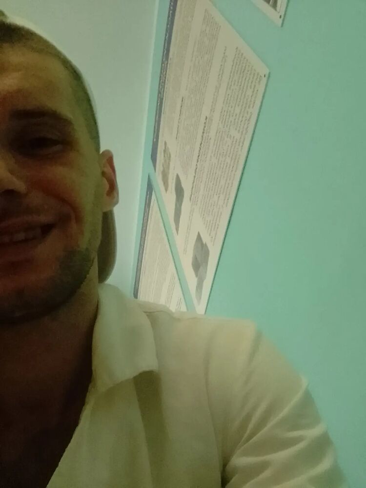  43860990  Ruslan, 30 ,    
