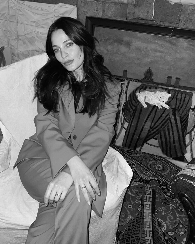 ���� 42692890 ������� ����, 33 ����, ���� ���������� � �����