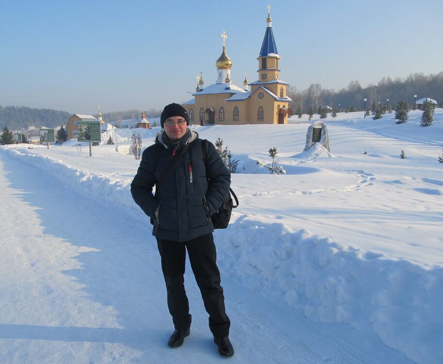  54463950  Andrey, 47 ,    