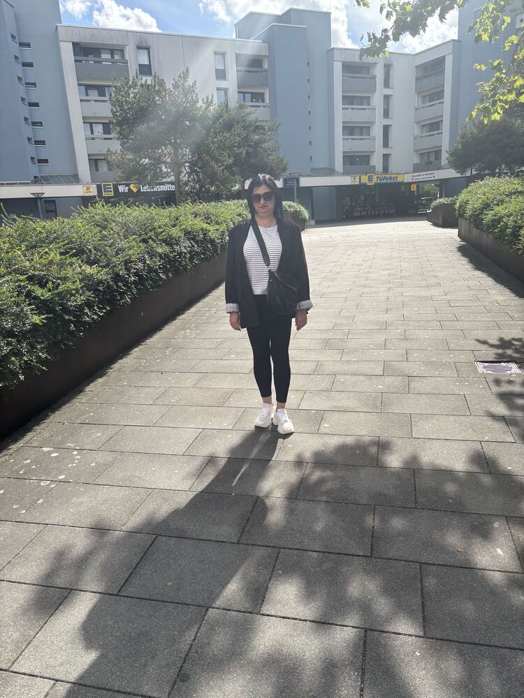  54127950  Alina, 48 ,    