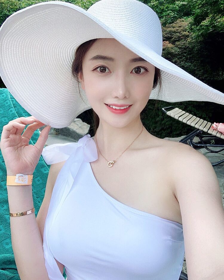  31398300  Ye Yu xin, 36 ,    