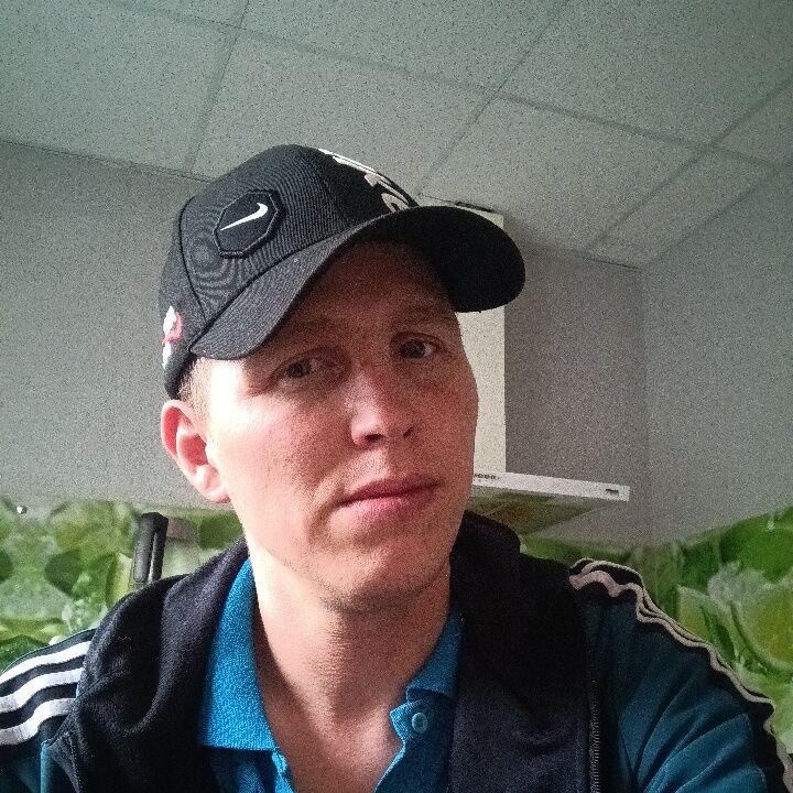 35180940  , 34 ,    