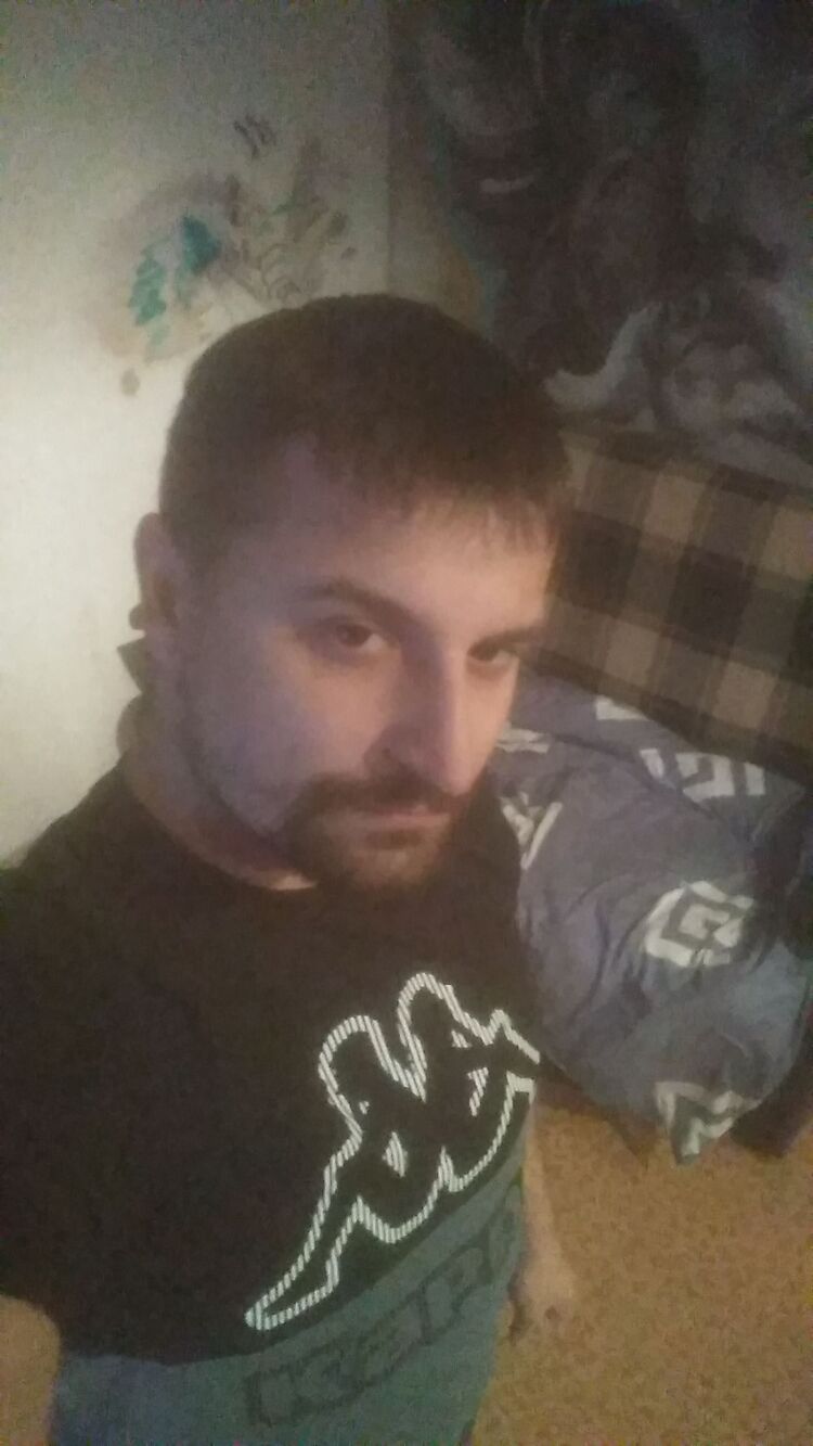  28492980  , 32 ,    