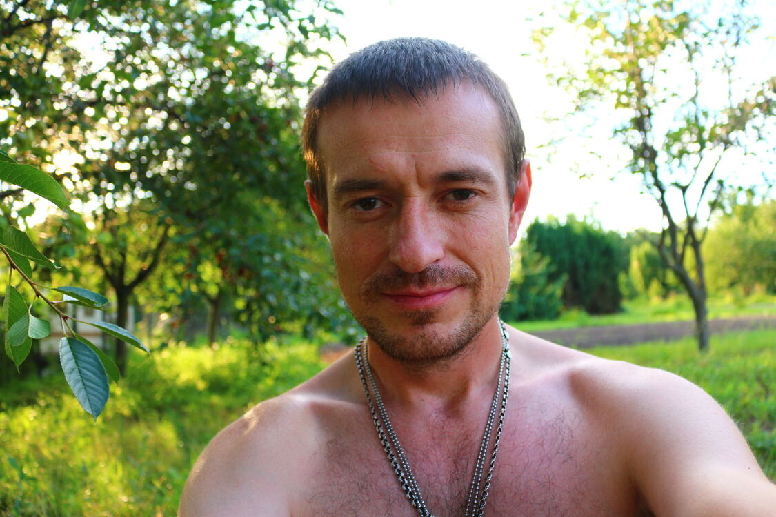  ,   Alex, 40 ,   ,   , c , 