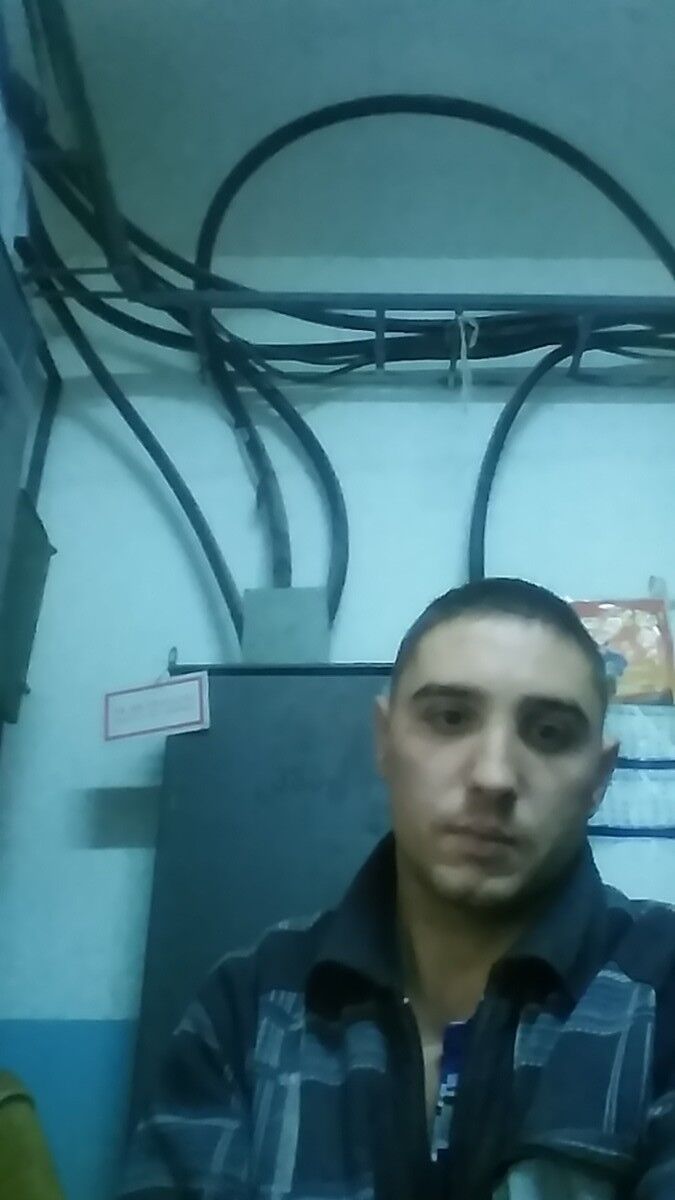  ,   Andrei, 33 ,   ,   , c 