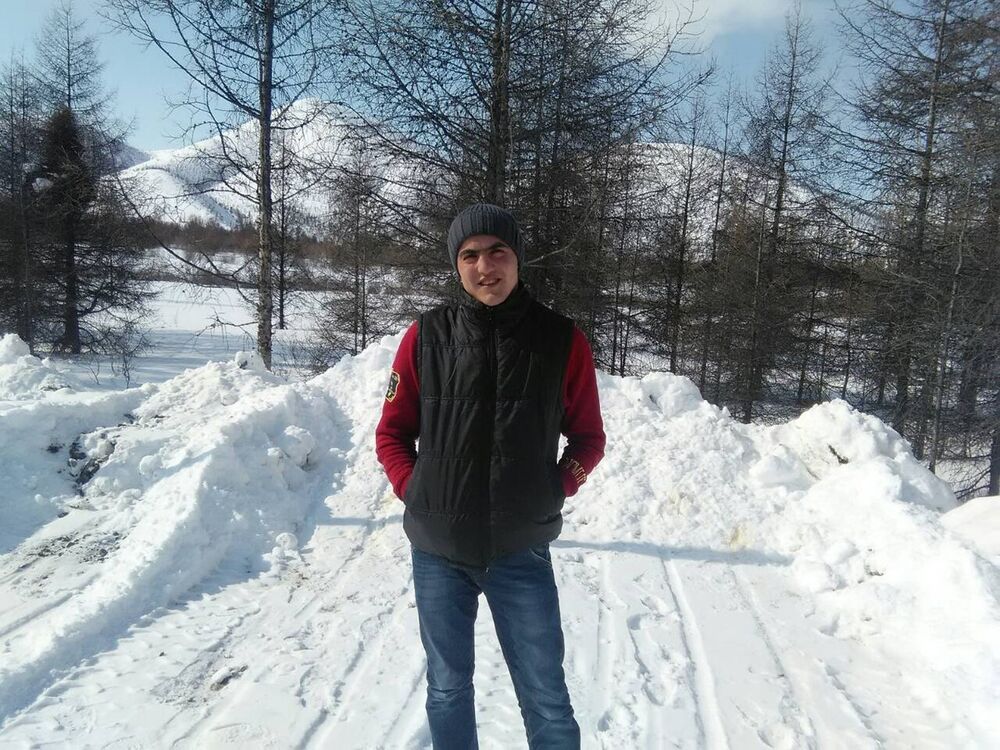  ,   Danis, 35 ,   