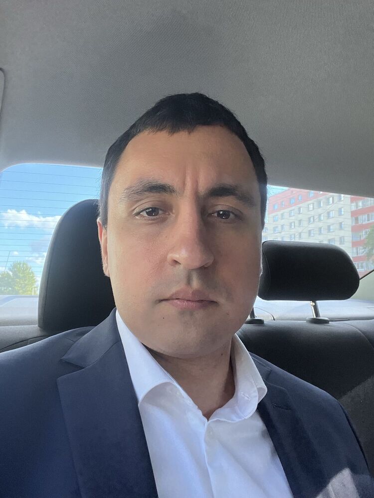  33569010  Nick, 41 ,    