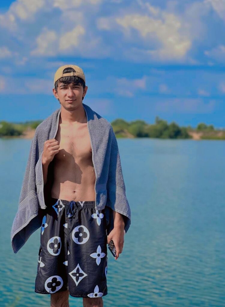  53044970  Dovud, 19 ,    