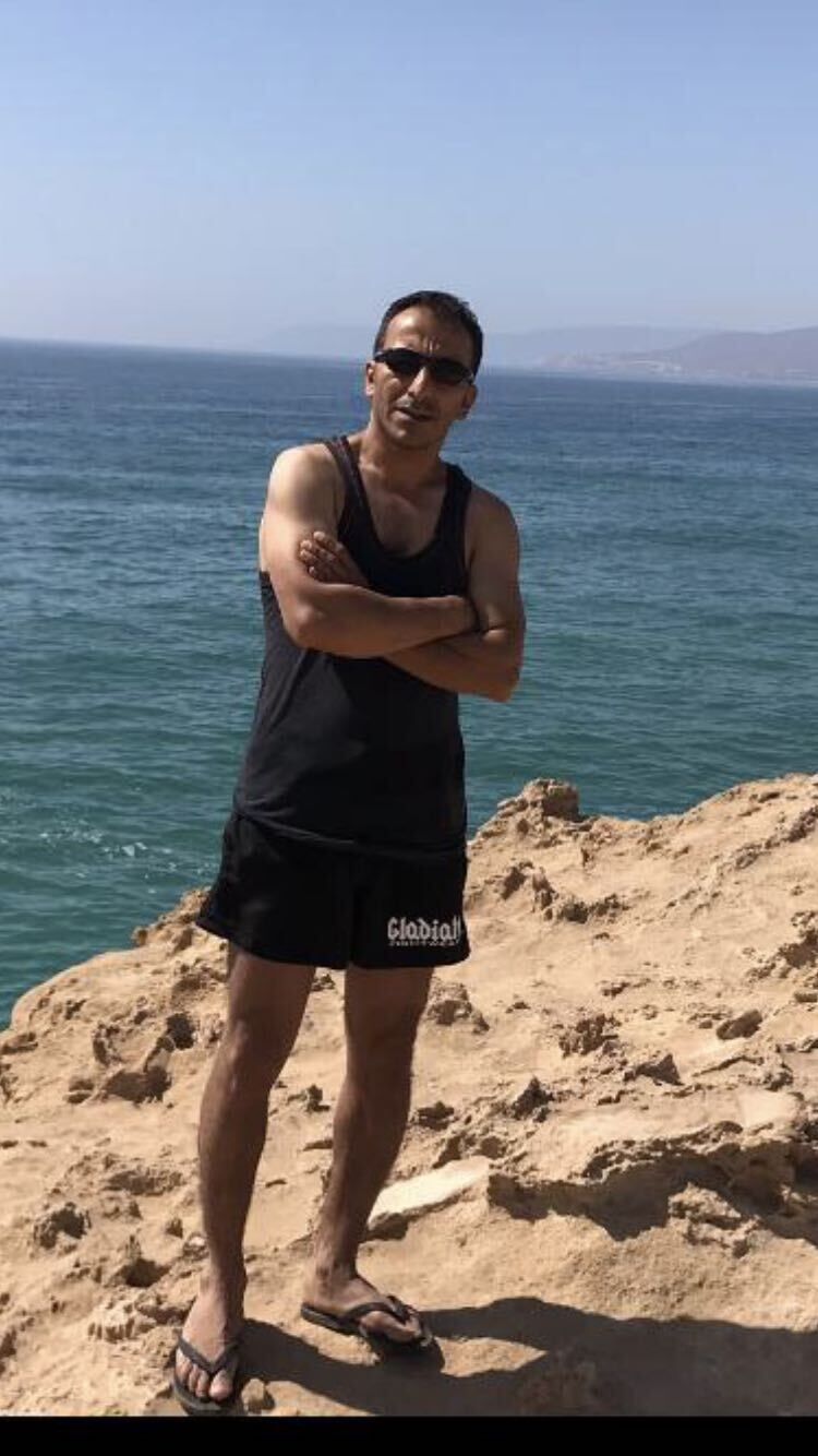  ,   Hakim, 45 ,   ,   , c , 