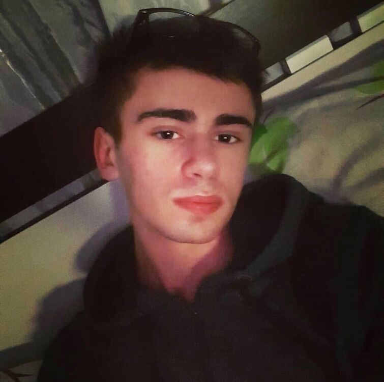  36606260  , 27 ,    