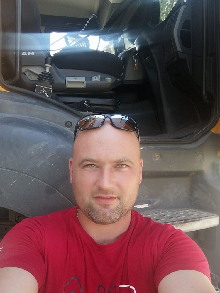  28069050  , 36 ,    